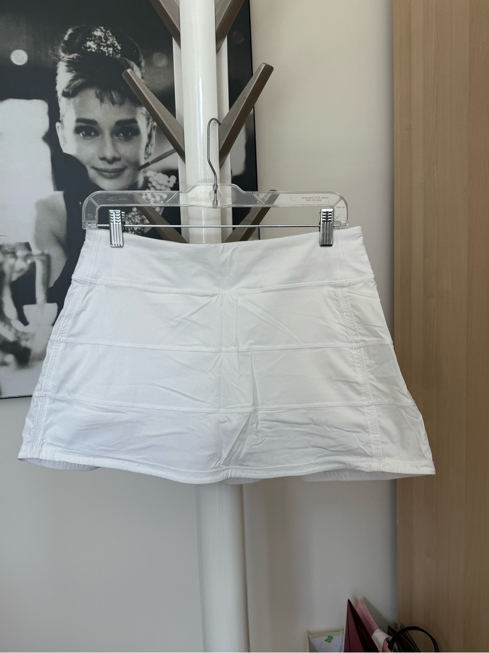 Lululemon White Athletic/Tennis Skirt/Skort